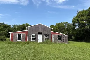 308 S Jernigan St, Bells, TX 75414 - Photo 4