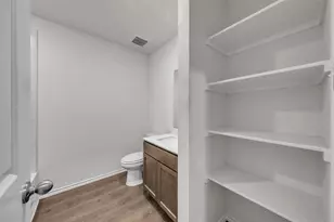 1748 Duskwood Dr, Lancaster, TX 75146 - Photo 10
