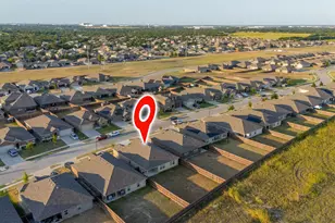 1748 Duskwood Dr, Lancaster, TX 75146 - Photo 40