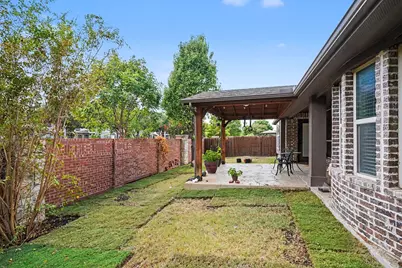 2412 Lynbridge Drive, Plano, TX 75025 - Photo 34