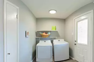 13769 Brookgreen Cir, Dallas, TX 75240 - Photo 10