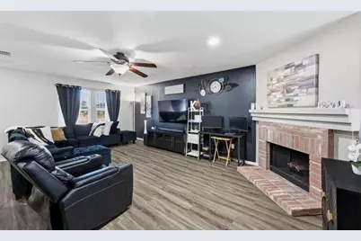 8721 Hunters Point Way, Fort Worth, TX 76123 - Photo 8