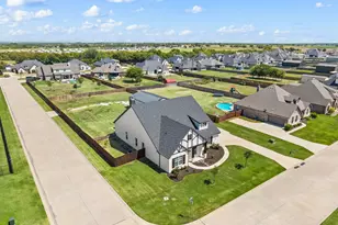 8908 Lazy Oak Dr., Justin, TX 76247 - Photo 8