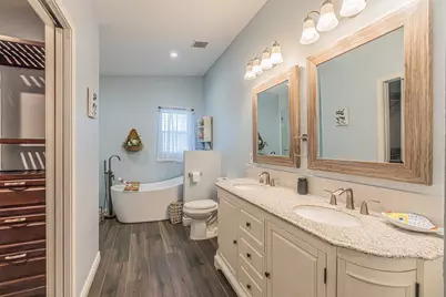 708 Lakeshore Drive, Little Elm, TX 75068 - Photo 10