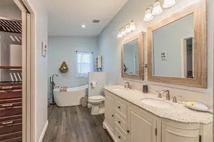 708 Lakeshore Dr, Little Elm, TX 75068 - Photo 10