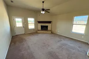 124 Brady Coleman Ln, Springtown, TX 76082 - Photo 4