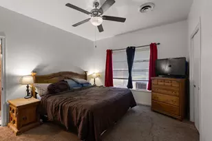 301 W Nelson St, Bowie, TX 76230 - Photo 10