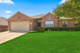 2806 Warwick Dr, Corinth, TX 76210 - Photo 1
