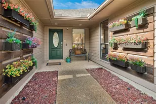 15628 Golden Creek Rd, Dallas, TX 75248 - Photo 2