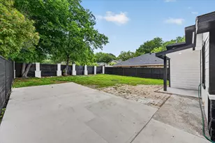 538 Pemberton Hill Rd, Dallas, TX 75217 - Photo 16