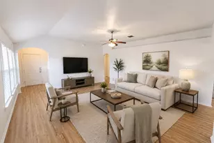 7322 Mistletoe Trail, Granbury, TX 76048 - Photo 4