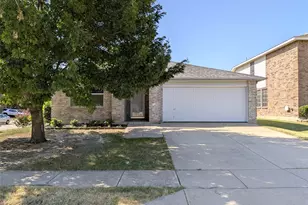1736 Carolina Ridge Way, Fort Worth, TX 76247 - Photo 2