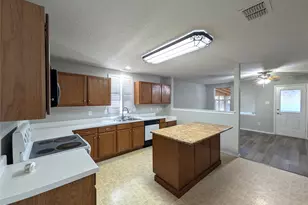 1736 Carolina Ridge Way, Fort Worth, TX 76247 - Photo 10