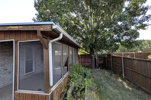 1736 Carolina Ridge Way, Fort Worth, TX 76247 - Photo 32