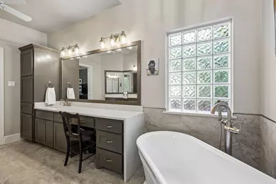 3718 Lakeview Drive, Grapevine, TX 76051 - Photo 20