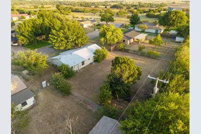 510 S Williams Street, Hamilton, TX 76531 - Photo 34