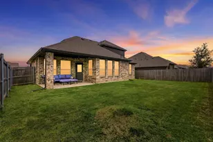 401 Llano Ln, Red Oak, TX 75154 - Photo 34