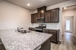 2721 Franklin Dr, Celina, TX 75009 - Photo 6