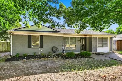 2129 Diane Drive, Mesquite, TX 75149 - Photo 2