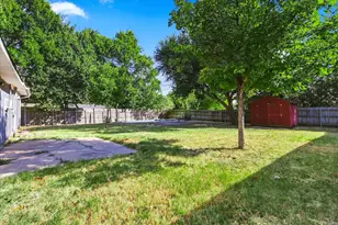 2129 Diane Dr, Mesquite, TX 75149 - Photo 22