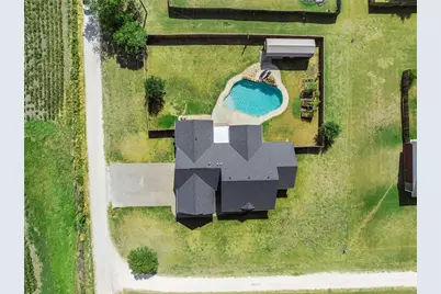 206 S Butler Street, Frost, TX 76641 - Photo 36