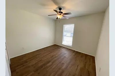 5220 Sherman Drive, The Colony, TX 75056 - Photo 10