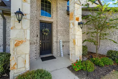 360 Crystal Lake Lane, Red Oak, TX 75154 - Photo 6
