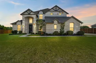 360 Crystal Lk Ln, Red Oak, TX 75154 - Photo 1