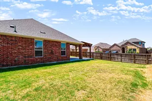 11203 Hawks Lndg Dr, Aubrey, TX 76227 - Photo 38