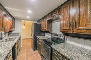 2807 Summitview Dr, Bedford, TX 76021 - Photo 14