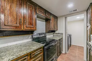 2807 Summitview Dr, Bedford, TX 76021 - Photo 12