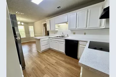 7724 Sagebrush Court N, North Richland Hills, TX 76182 - Photo 10