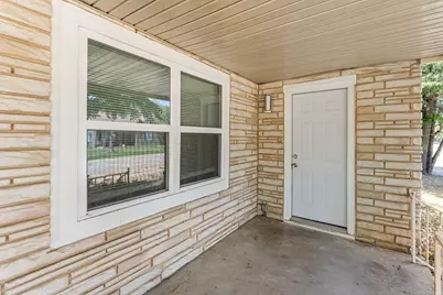 115 N College, Rosebud, TX 76570 - Photo 4