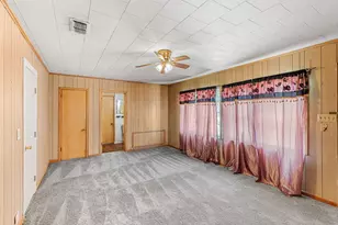 115 N College, Rosebud, TX 76570 - Photo 22