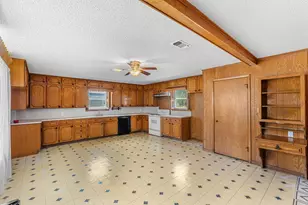 115 N College, Rosebud, TX 76570 - Photo 14