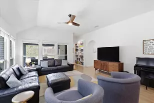 4108 Bird Ct, McKinney, TX 75071 - Photo 6