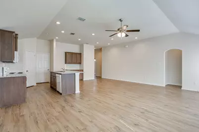 209 Balcones Drive, Fort Worth, TX 76108 - Photo 10