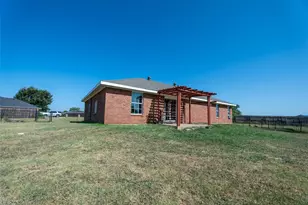 708 David Ln, Collinsville, TX 76233 - Photo 10