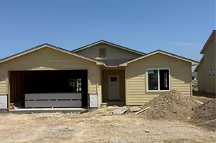 135 Walker Ln, Mabank, TX 75147 - Photo 1