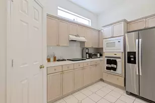 18407 Tettenhall Dr, Dallas, TX 75252 - Photo 10