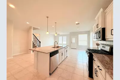 16004 Farringdon Street, Fort Worth, TX 76247 - Photo 6