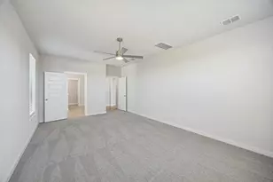 10601 Blakley Creek Rd, Fort Worth, TX 76126 - Photo 16