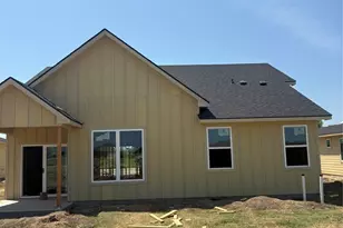 133 Walker Ln, Mabank, TX 75147 - Photo 2
