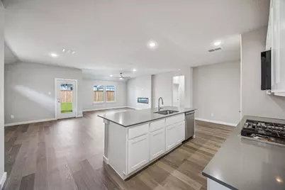 10609 Blakely Creek Road, Fort Worth, TX 76126 - Photo 8