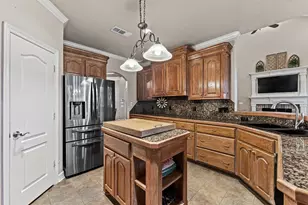 2285 Austin Hines Dr, China Spring, TX 76633 - Photo 6