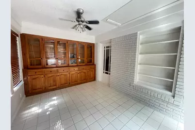3915 Meadowbrook Drive, Fort Worth, TX 76103 - Photo 14