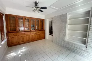 3915 Meadowbrook Dr, Fort Worth, TX 76103 - Photo 14