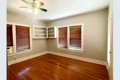 3915 Meadowbrook Drive, Fort Worth, TX 76103 - Photo 26