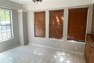 3915 Meadowbrook Dr, Fort Worth, TX 76103 - Photo 16