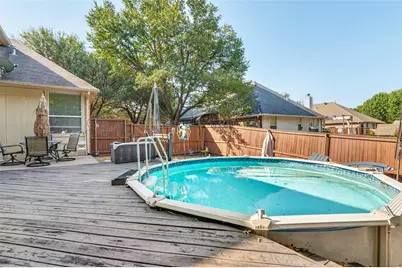 2320 Kingsley Drive, Grand Prairie, TX 75050 - Photo 14